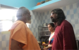 Avadhoota Nadananda cooking for Mohanji 3